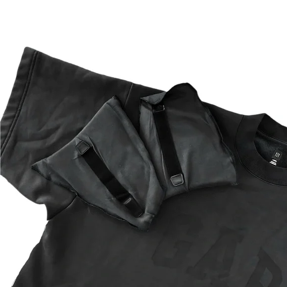 Yeezy Gap Dove Padded Heavy Fleece T Black 
Black Large Engineered By Balenciaga - Picture 5 of 6